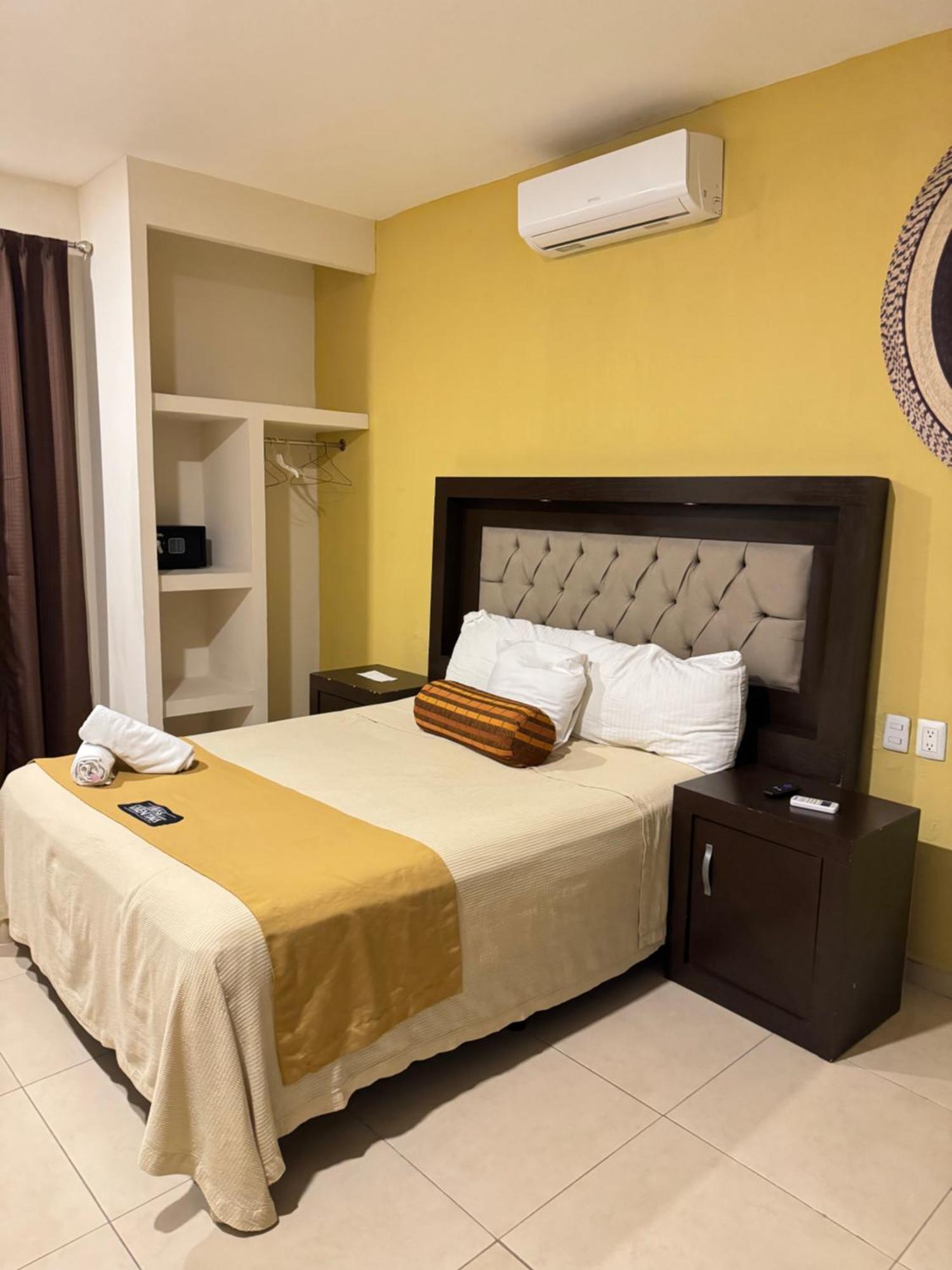 Suites Valentina Puerto Morelos Exterior foto